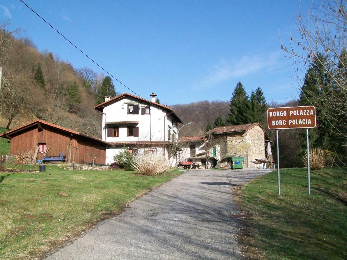 B&B In Fattoria Frisanco エクステリア 写真