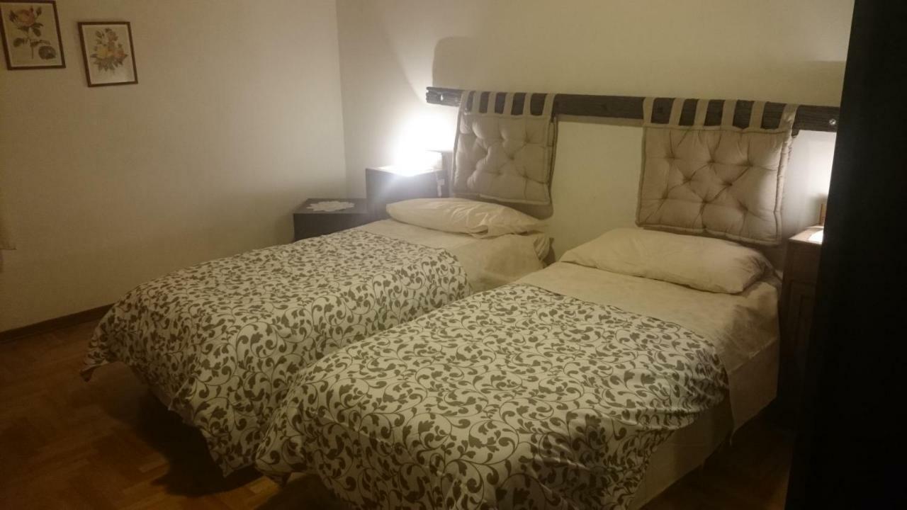 B&B In Fattoria Frisanco エクステリア 写真